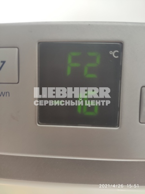 Замена датчика испарителя холодильной камеры Liebherr CNes 38660