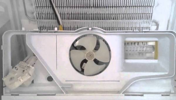 Не работает вентилятор в холодильнике LIEBHERR (Либхер)